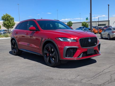 Used 2021 Jaguar F-PACE SVR image 3