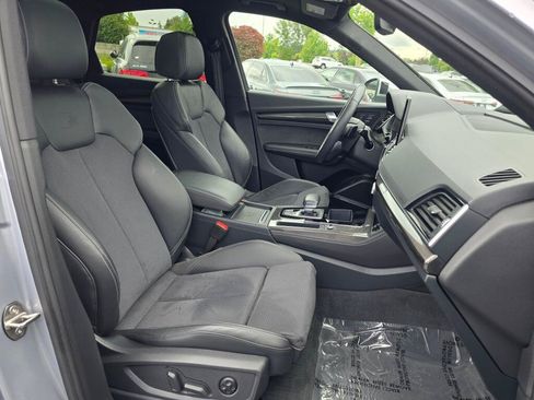 Used 2023 Audi SQ5 Prestige w/ Prestige Package AWD/4WD image 29