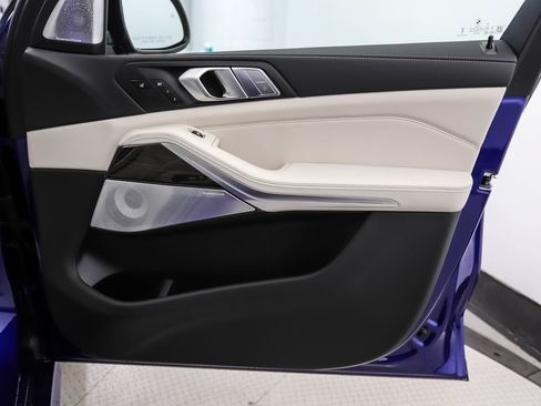 New 2027 BMW X7 M60i AWD/4WD image 37