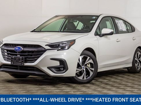 Used 2025 Subaru Legacy Premium AWD/4WD image 2