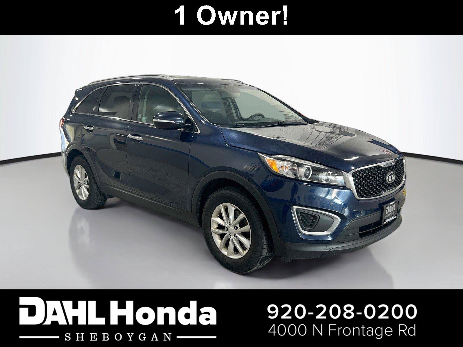 Used 2016 Kia Sorento FWD image 1
