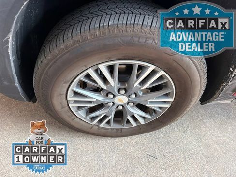 Used 2026 Chevrolet Traverse LT w/ Driver Confidence Package FWD image 8