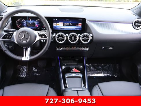 Certified 2025 Mercedes-Benz GLA 250 4MATIC image 18