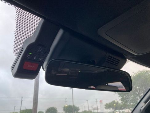 Used 2025 Toyota 4Runner SR5 image 25