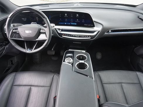 Used 2024 Cadillac Lyriq Luxury RWD image 39