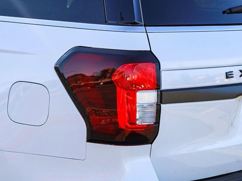 Used 2024 Ford Expedition Timberline image 11