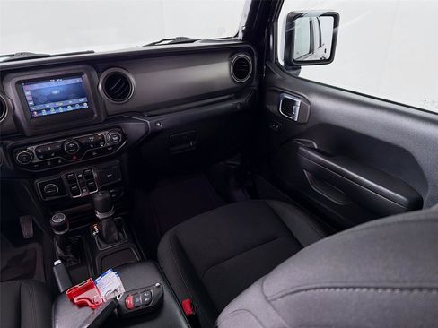Used 2022 Jeep Gladiator Sport AWD/4WD image 22