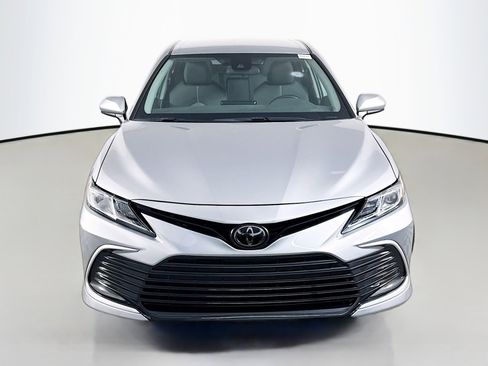 Used 2023 Toyota Camry LE FWD image 2