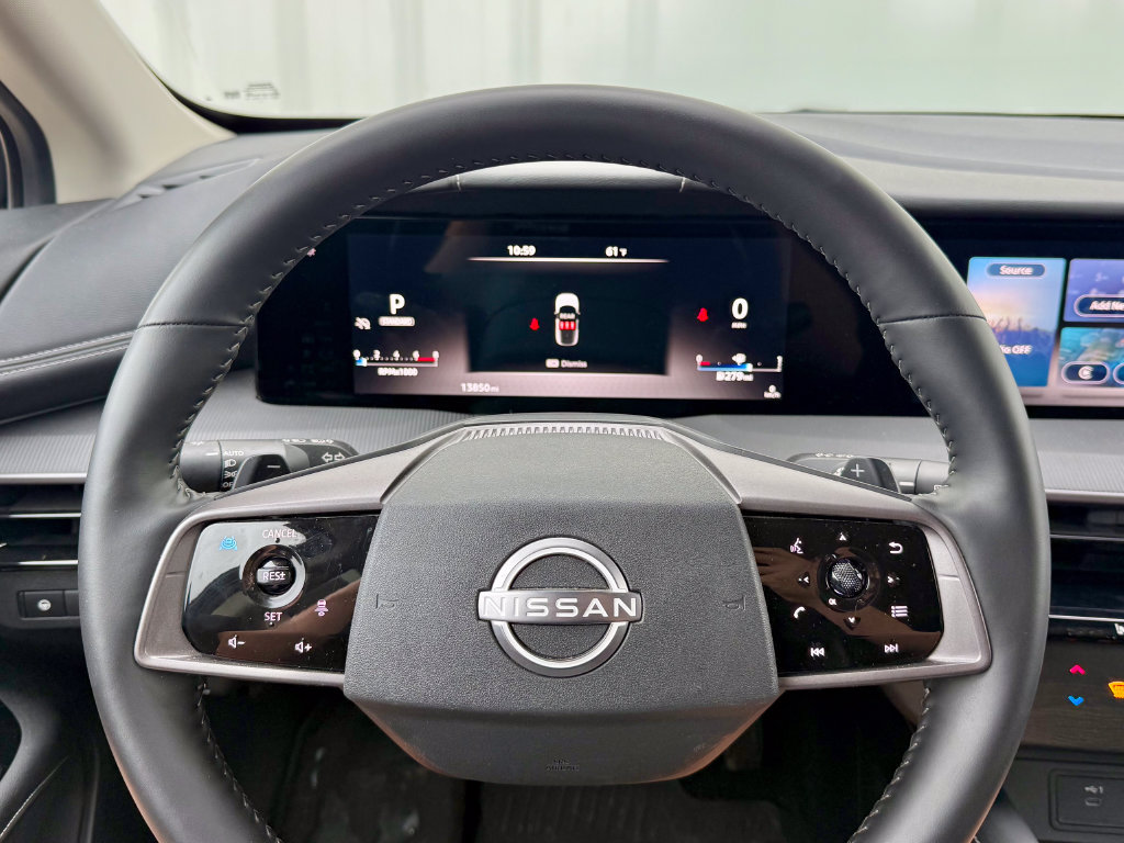 Used 2025 Nissan Murano SV AWD/4WD image 20