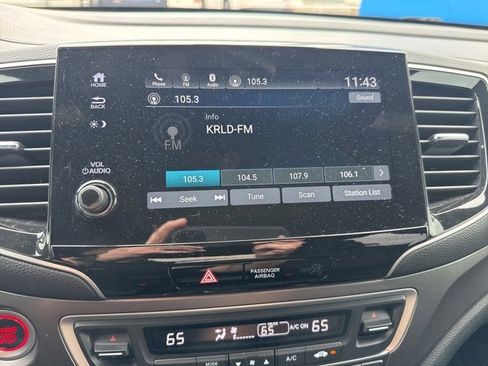 Used 2021 Honda Passport Sport image 16