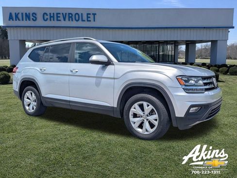 Used 2018 Volkswagen Atlas SE FWD image 1