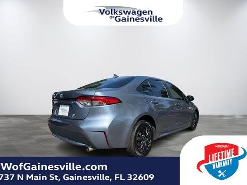 Used 2020 Toyota Corolla LE FWD image 6