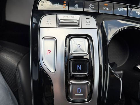 Certified 2022 Hyundai Tucson Limited w/ Cargo Package image 24