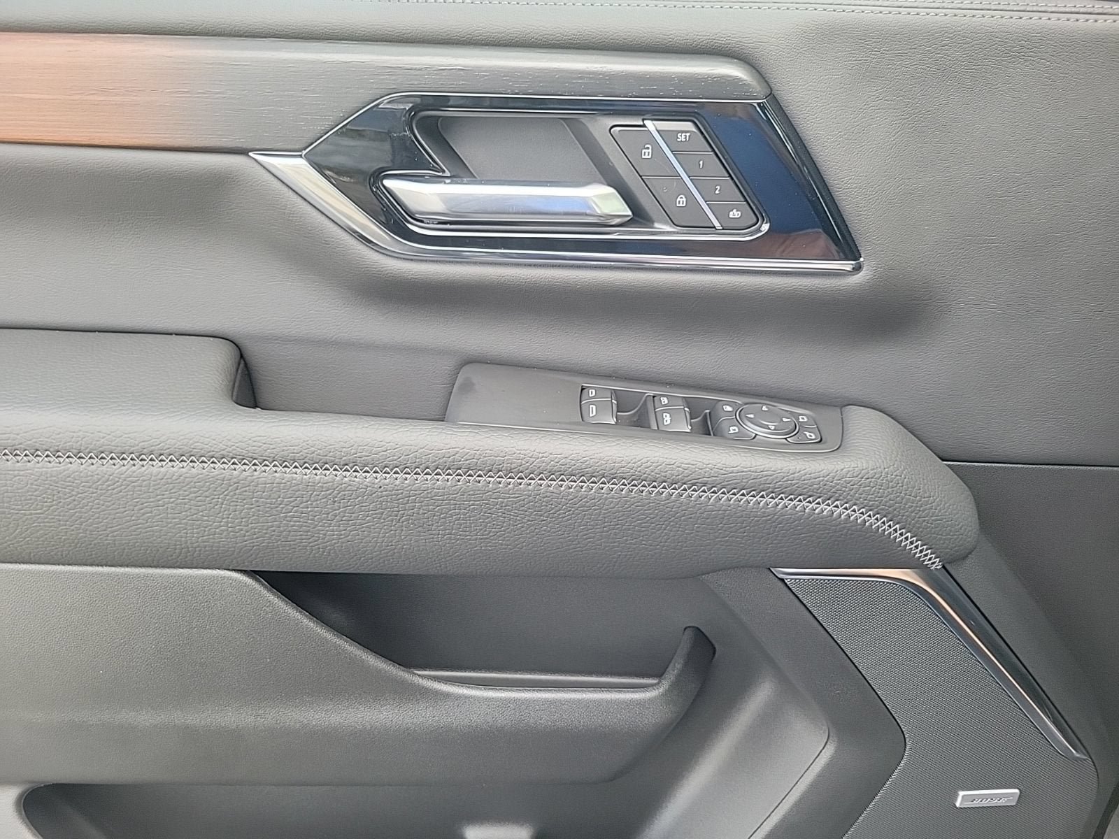 New 2026 GMC Yukon Denali RWD image 16