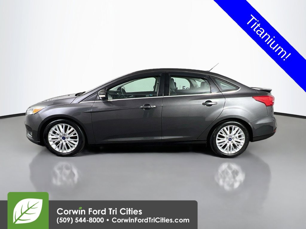 Used 2015 Ford Focus Titanium FWD image 5