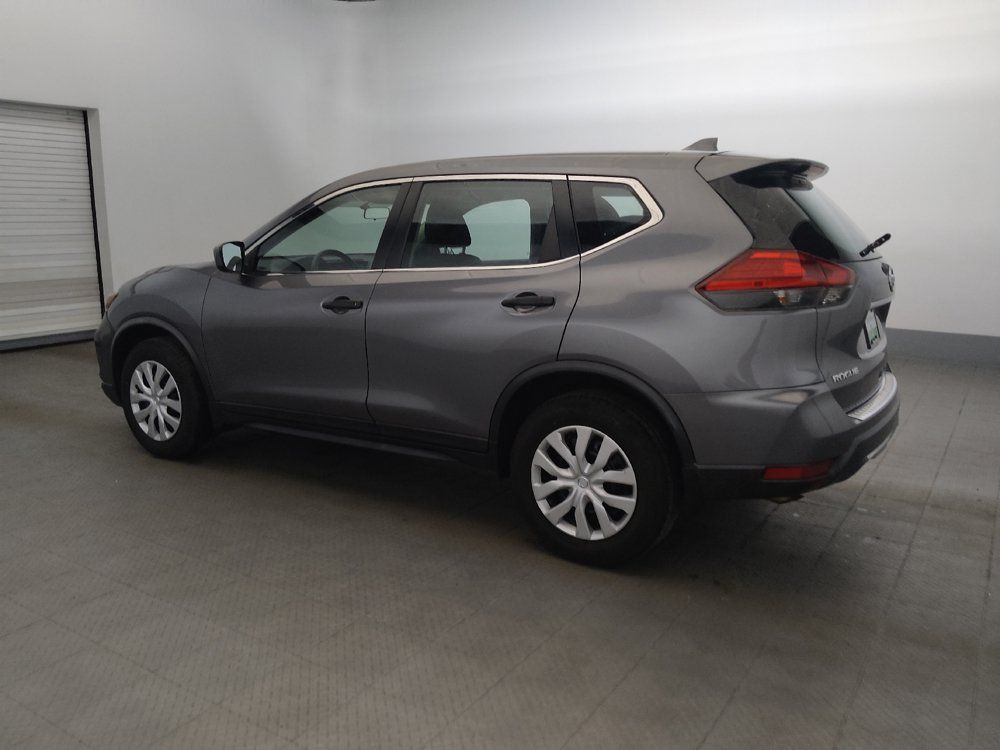 Used 2017 Nissan Rogue S AWD/4WD image 3