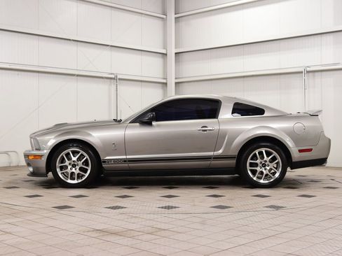 Used 2008 Ford Mustang Shelby GT500 RWD image 4