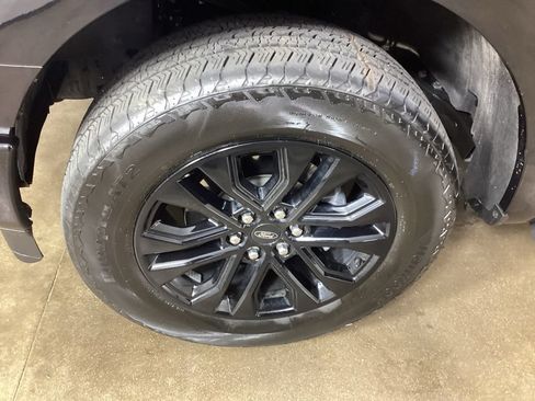 Used 2024 Ford F150 Lariat AWD/4WD image 25