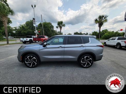 Used 2024 Mitsubishi Outlander SE FWD image 3