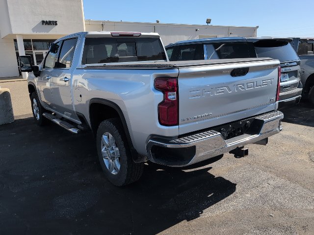 Used 2022 Chevrolet Silverado 2500 LTZ AWD/4WD image 2