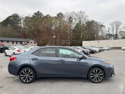 Used 2018 Toyota Corolla SE image 8