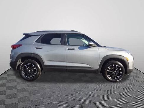 Used 2023 Chevrolet TrailBlazer LT image 4
