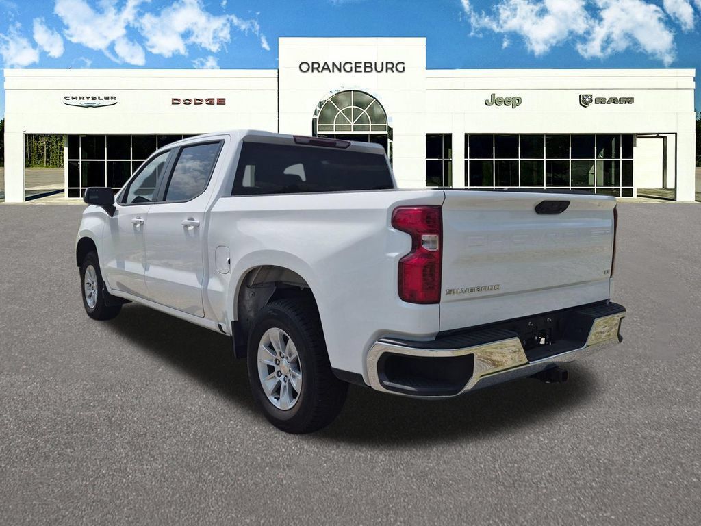 Used 2025 Chevrolet Silverado 1500 LT RWD image 7