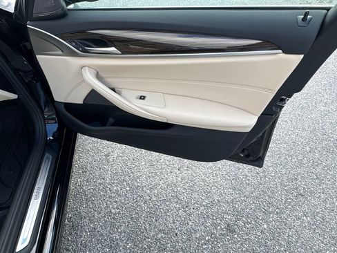 Used 2023 BMW 530i xDrive w/ Premium Package image 14