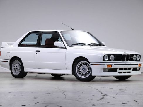 Used 1988 BMW M3 Coupe image 1