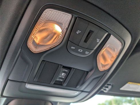 Used 2022 RAM 1500 Rebel AWD/4WD image 24