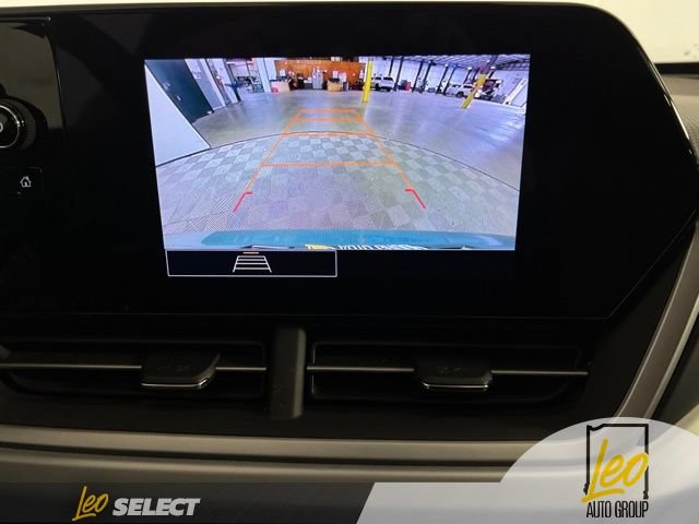 Used 2025 Chevrolet Trax LS w/ LS Convenience Package FWD image 15