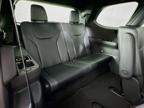 New 2026 Lexus TX 500h AWD image 30