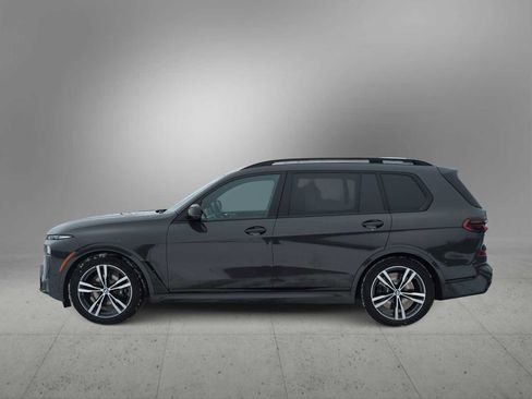 New 2026 BMW X7 M60i image 5
