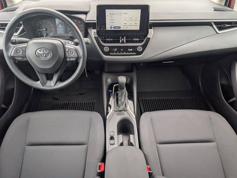 Used 2024 Toyota Corolla LE image 5