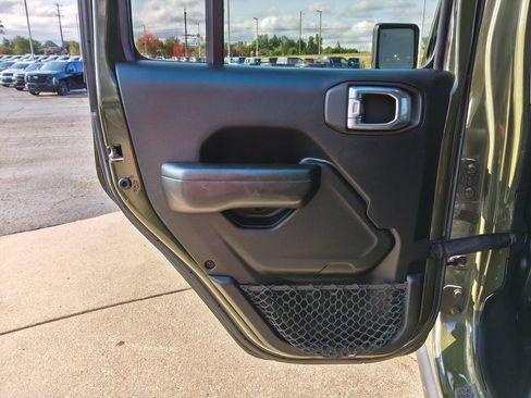Used 2021 Jeep Wrangler Unlimited Rubicon w/ Steel Bumper Group AWD/4WD image 23