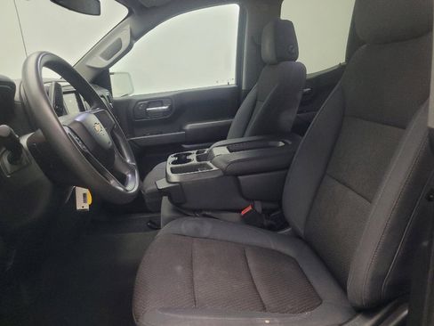 Used 2019 Chevrolet Silverado 1500 Custom w/ Custom Value Package RWD image 17