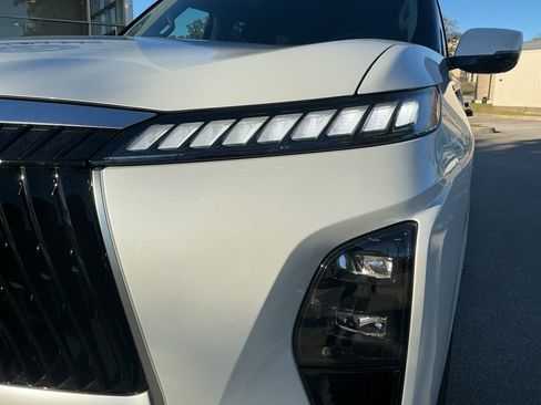 New 2026 INFINITI QX80 Luxe w/ Cargo Package image 10