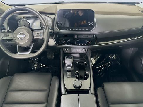 Used 2023 Nissan Rogue SL w/ SL Premium Package image 18