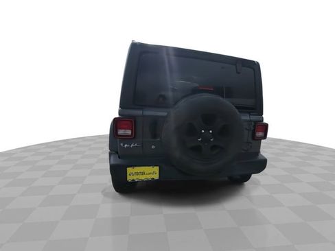 Used 2020 Jeep Wrangler Sport image 7