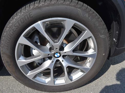 Used 2026 BMW X5 xDrive40i AWD/4WD image 10