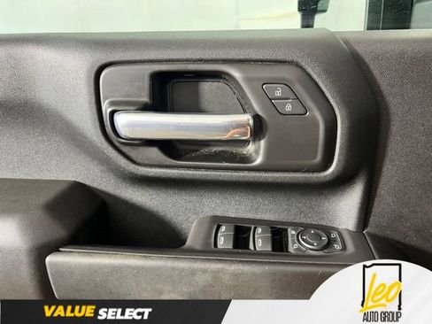 Used 2021 Chevrolet Silverado 2500 Custom w/ Custom Value Package AWD/4WD image 21