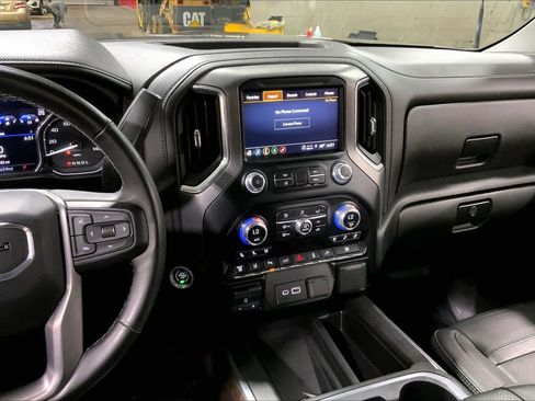 Used 2023 GMC Sierra 3500 Denali w/ Denali Ultimate Package image 6