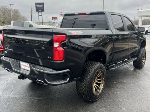 Used 2019 Chevrolet Silverado 1500 LT Trail Boss image 11