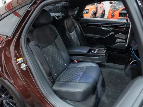 Used 2020 Audi S8 L AWD/4WD image 39