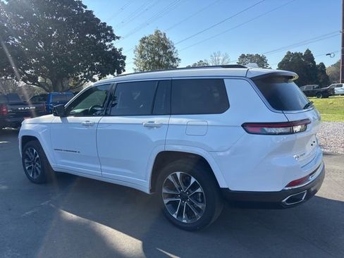 Used 2021 Jeep Grand Cherokee L Overland w/ Luxury Tech Group IV image 5