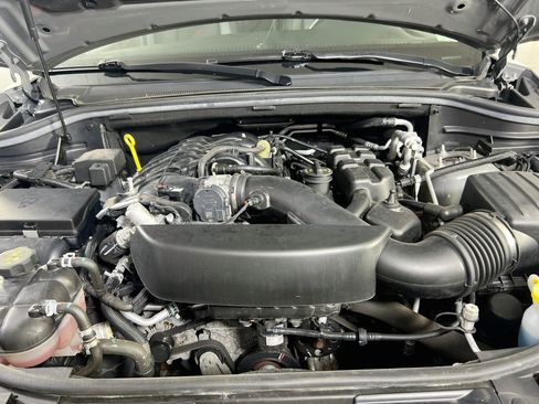 Used 2023 Dodge Durango GT AWD/4WD image 32