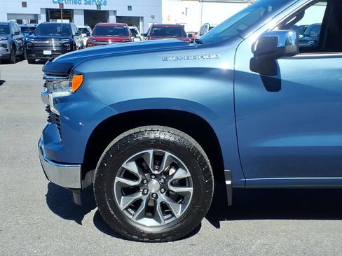 Certified 2024 Chevrolet Silverado 1500 LT AWD/4WD image 7