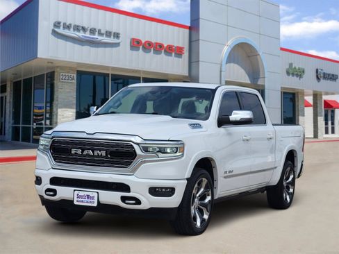 Used 2023 RAM 1500 Limited AWD/4WD image 2