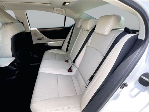 Used 2025 Lexus ES 350 w/ Premium Package FWD image 21