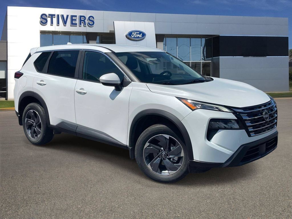 Used 2025 Nissan Rogue SV FWD image 1